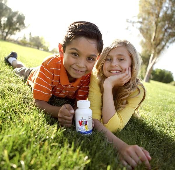 Multivitamins for children and adolescents Forever Kids FLP00354 photo